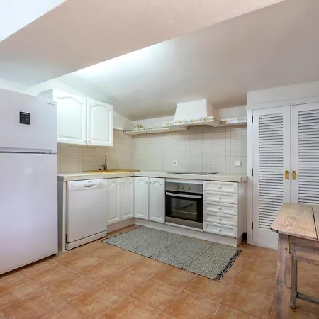 Costa By Js פורט דה פולנסה